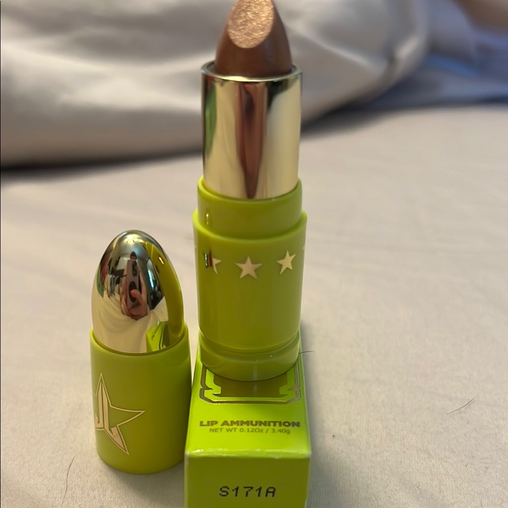 Jeffree Star Lipstick in Brown Sugar